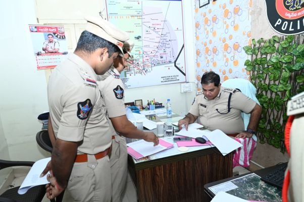 మునిసిపల్ ఎన్నికల భద్రతపై పోలీస్ యంత్రాంగం అప్రమత్తం