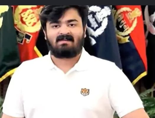 బండి సంజయ్ కుమారుడు భగీరథ్‌కు హైకోర్టులో ఊరట