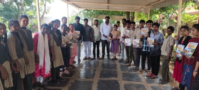 ఎమ్మెల్యే ముత్తుముల జన్మదినం సందర్భంగా విద్యార్థులకు విద్యా కానుక!