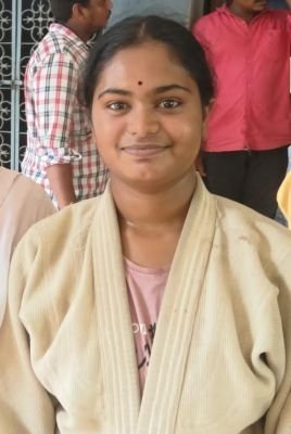 రాష్ట్ర స్థాయి జూడో పోటీలకు గన్నవరం విద్యార్థిని చిన్మయి..  అండర్‌–19 విభాగంలో ప్లస్‌ 70 కేజీల కేటగిరీలో ఎంపిక.