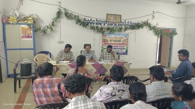  కోకో ప్లాంటేషన్ పనులను పర్యవేక్షించిన ప్రాజెక్ట్ డైరెక్టర్ జి.ఎస్. రామ్ గోపాల్