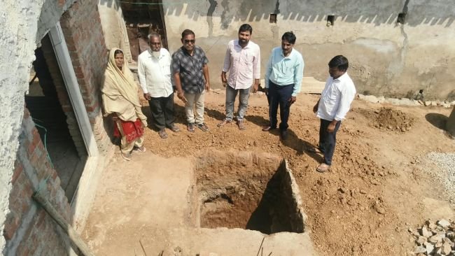విబిజి రామ్ జీ పథకంలో ఇంకుడు గుంతల నిర్మాణం*