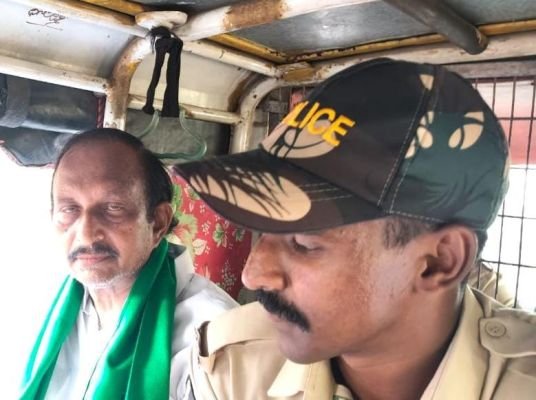 రాజ్ భవన్ ముట్టడికి యత్నం