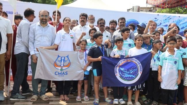 విజయవాడలో జాతీయ స్థాయి ఫిన్‌స్విమ్మింగ్ పోటీలు ప్రారంభం