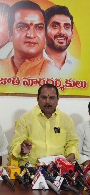 బీసీలకు 34% రిజర్వేషన్లు ఇచ్చేది తీరుతాం!
