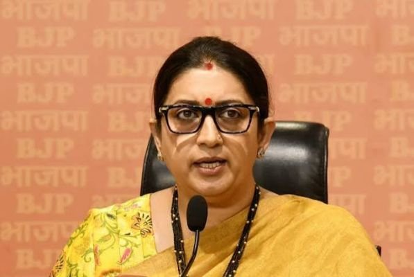  రాహుల్ గాంధీ మౌనంపై స్మృతి ఇరానీ తీవ్ర విమర్శలు!