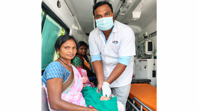 108 అంబులెన్స్‌లో గర్భిణీ ప్రసవం.. తల్లీబిడ్డ క్షేమం