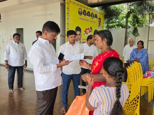 పులివెందుల అభివృద్ధి ప్రజల సంక్షేమమే లక్ష్యం బీటెక్ రవి