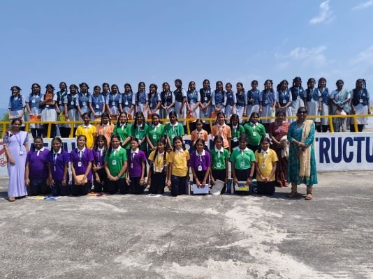 పోలవరం ప్రాజెక్టును సందర్శించిన తపస్ హైస్కూల్ విద్యార్థులు