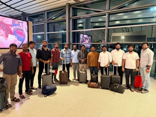 చీఫ్ ఎలక్షన్ కమీషనర్ ను తొలగించాలని ఢిల్లీకి తరలిన యూత్ కాంగ్రెస్