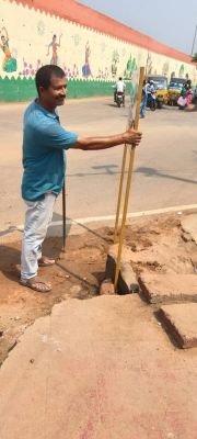 కొత్తమ్మతల్లి సేవలో ఖాకీలు
