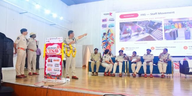 దసరా ఉత్సవాలకు 3,130 మంది పోలీసులతో పటిష్ట బందోబస్తు