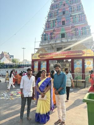 బళ్లారి దుర్గమ్మను దర్శించుకున్న ఉమాదేవి  దేవీ నవరాత్రుల తొలిరోజు ప్రత్యేక పూజలు
