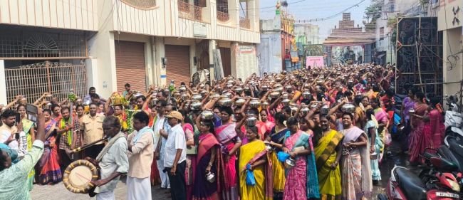 చీరాలలో 1116 కలిశాలతో జగన్మాత నగరోత్సవం