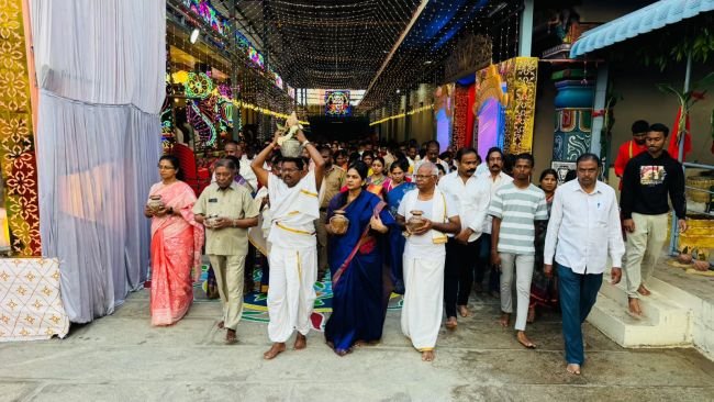 కడపలోని విజయదుర్గ దేవి ఆలయంలో దసరా ఉత్సవాలు ప్రారంభం 