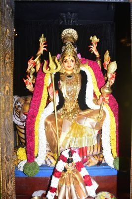 ప్రారంభమైన శతకం పట్టులో దేవి నవరాత్రులు .
