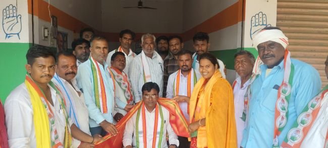 కాంగ్రెస్ పార్టీ బలోపేతానికి కృషి చేస్తా
