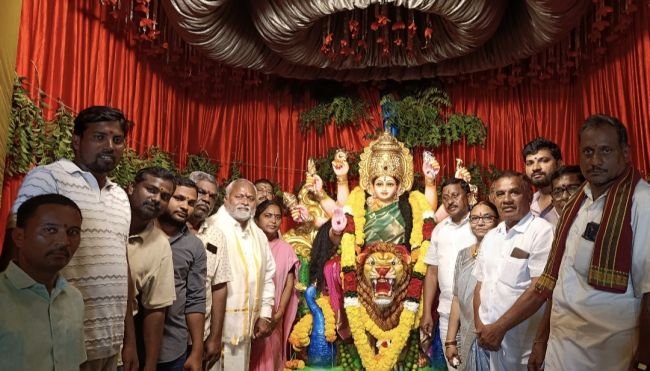 తానాం గ్రామంలో ఆదర్శ మోటార్ వర్కర్స్ యూనియన్  ఆధ్వర్యంలో  దుర్గా దేవి నవరాత్రులు ప్రారంభం
