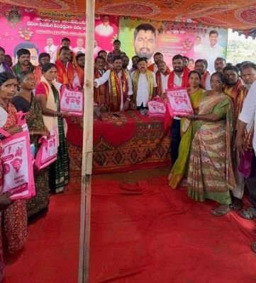 మంచి మనసుంటే చాలు... అధికారమే ఉండాల్సిన అవసరం లేదు