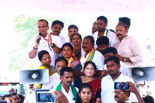 2028 జూన్ నాటికి.... శ్రీశైలం సొరంగ మార్గం పూర్తి చేయడం నా జీవిత లక్ష్యం... #.నల్లగొండ జిల్లాలోని ప్రతి గ్రామానికి రూ.74 కోట్ల రూపాయలతో డబుల్ రోడ్డు. #. గుడిశెలు లేని తెలంగాణే లక్ష్యం----- రాష్ట్ర రోడ్లు, భవనాలు, సినిమాటోగ్రఫీ శాఖల మంత్రి మంత్రి కోమటిరెడ్డి వెంకటరెడ్డి.       నల్గొండ జిల్లా బ్యూరో, 