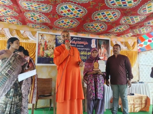 భగవద్గీత అధ్యయనంతోనే ఉత్తమ విద్యార్థిగా ఎదుగుతారు