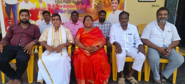 ఎంపీ నిధుల నుంచి రూ.70 లక్షలు  నియోజకవర్గం అభివృద్ధి కి మంజూరుచేసిన  ఎంపీ శ్రీభరత్‌కు కృతజ్ఞతలు తెలిపిన ఎమ్మెల్యే కోళ్ల