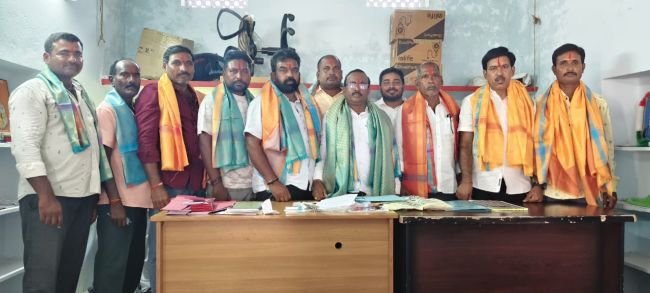 గాయకుడు చామనపల్లి లక్ష్మీనారాయణకు ఘన సన్మానం 