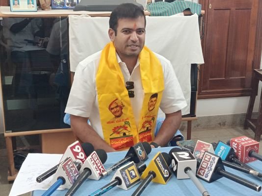 అధిష్టానం ఆదేశిస్తే .. మా కుటుంబంలోనే మున్సిపల్ చైర్మన్