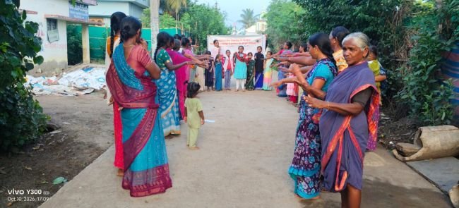 బాలికల విద్య, సమానత్వం, బాల్య వివాహాల నివారణపై గ్రామ ప్రజలకు అవగాహన