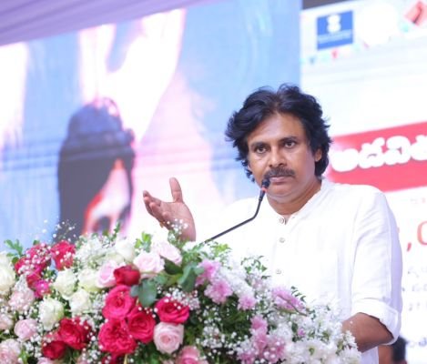 స్థానిక సంస్థల ఎన్నికల్లో మమ్మల్ని గెలిపించండి