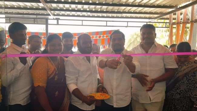 యువత స్వయం కృషితో ఎదగాలి