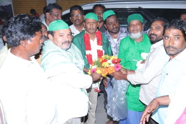 గంధ మహోత్సవ వేడుకల్లో పాల్గొన్న ఎమ్మెల్యే బి. ఎన్ 