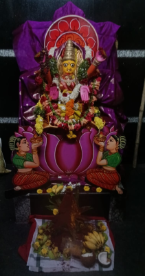 నందివాడ మండలంలో వైభవంగా శరన్నవరాత్రి ఉత్సవాలు: తొలిరోజు 'బాలాత్రిపురసుందరి'గా అమ్మవార్ల దర్శనం