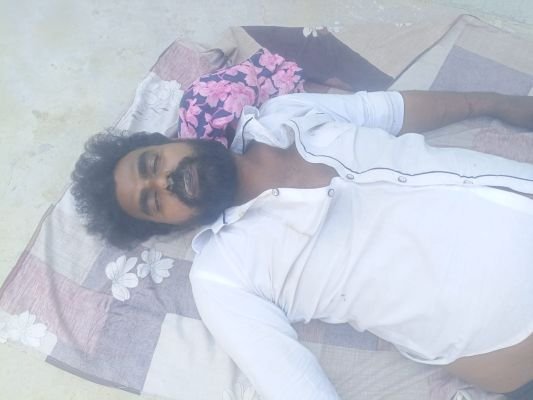అప్పుల బాధతో వ్యక్తి ఆత్మహత్య