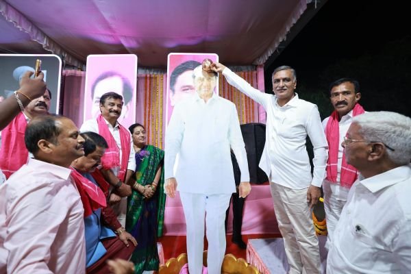 సిద్దిపేట అభివృద్ధిని కాంగ్రెస్ ప్రభుత్వం విస్మరించింది మాజీ మంత్రి హరీష్ రావు