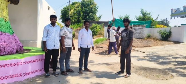 బతుకమ్మ వేడుకలకు ఘనంగా ఏర్పాట్లు సర్పంచ్ యాద భార్గవి చందు