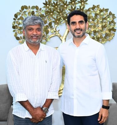 " సామాజిక సేవ నుండి ప్రజా క్షేత్రం వైపు "