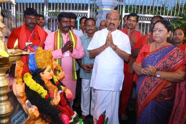 శ్రీ శ్రీ శ్రీ దుర్గా మల్లేశ్వర స్వామి దేవస్థానంలో వైభవంగా శరన్నవరాత్రి ఉత్సవాలు