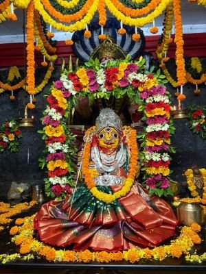 బాల త్రిపుర సుందరి దేవిగా శ్రీ నీలమణి దుర్గ అమ్మవారు.