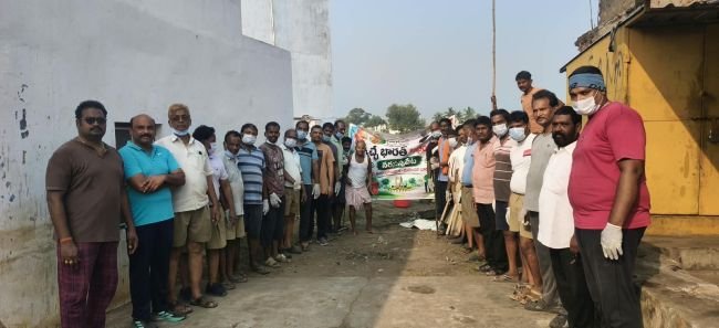 రాజుల చెరువులో స్వచ్ఛభారత్..