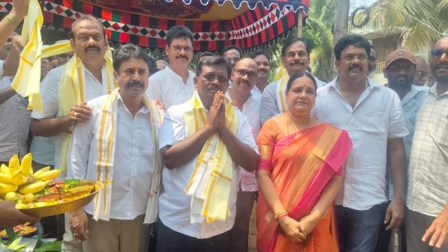 కొమరగిరిపట్నం శివారు దైవాలపాలెంలో వాటర్ ట్యాంక్ నిర్మాణానికి శంకుస్థాపన: ఎమ్మెల్యే అయితాబత్తుల ఆనందరావు!