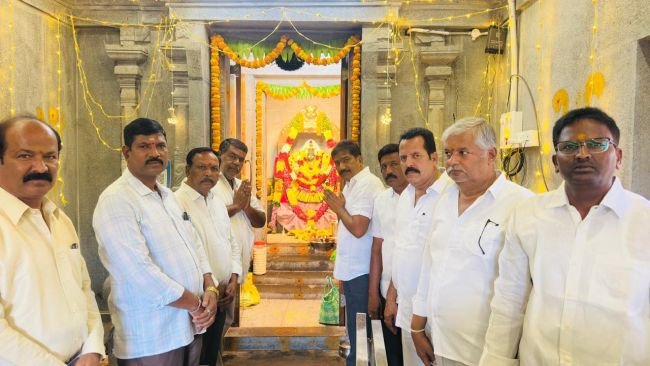 శ్రీమహమ్మారమ్మ ఆలయంలో ప్రారంభమైన శరన్నవరాత్రి వేడుకలు