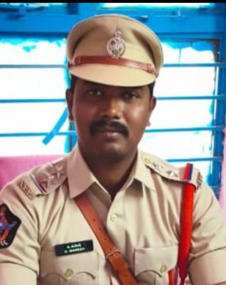 సోషల్ మీడియా పోస్టులపై పోలీసులు హెచ్చరిక.
