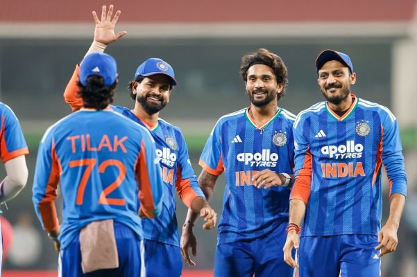 మూడో టీ20 సిరీస్‌లో 2-1 ఆధిక్యం సాధించిన టీమిండియా
