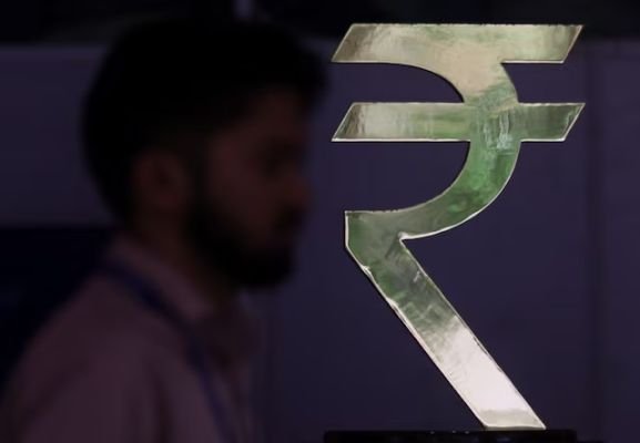 ఆర్‌బీఐ ఊరట చర్యలతో రూపాయి వేగవంతం