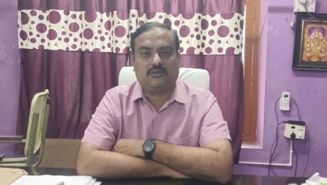 పిల్లలను చెరువులు, కాలువల వద్దకు వెళ్ళనివ్వద్దు - MRO విజ్ఞప్తి
