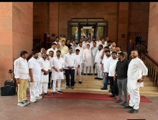 ఢిల్లీలో ఇండియా కూటమి ఆధ్వర్యంలో సుప్రీంకోర్టు వరకు భారీ ర్యాలీ