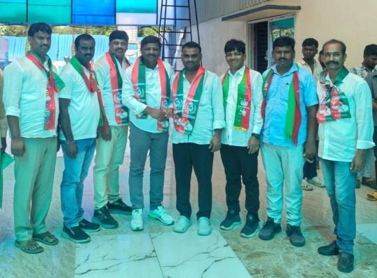 తెలంగాణ రాజ్యాధికార పార్టీలో కొనసాగుతున్న చేరికలు 