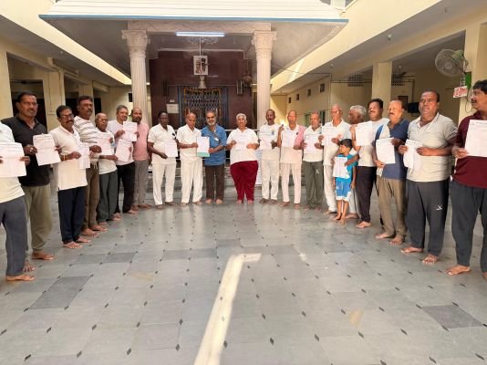 గోమాతను విశ్వమాతగా ప్రకటించాలని సంతకాల సేకరణ