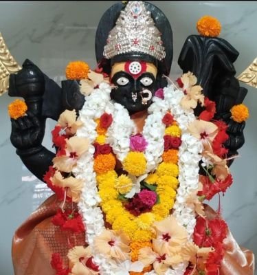 లలితా దేవి ఆలయంలో దేవి నవరాత్రులు ప్రారంభం